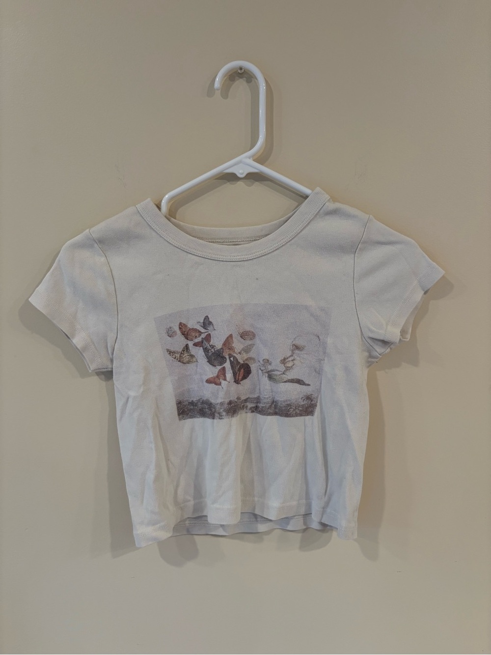 John Galt Girls Graphic Tee 🤍🦋